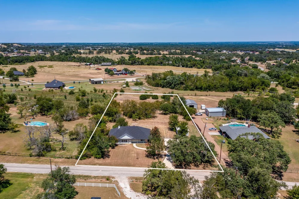 321 E Woody Creek Court Springtown, TX 76082