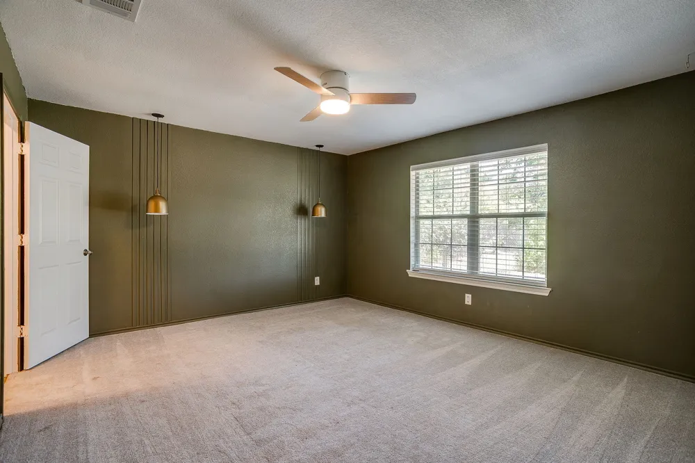 321 E Woody Creek Court Springtown, TX 76082