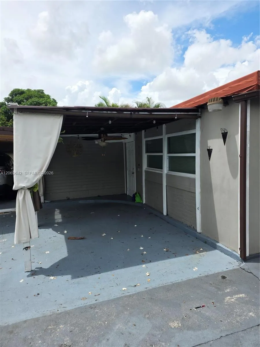 19001 NW 49th Ct Opa-Locka, FL 33055