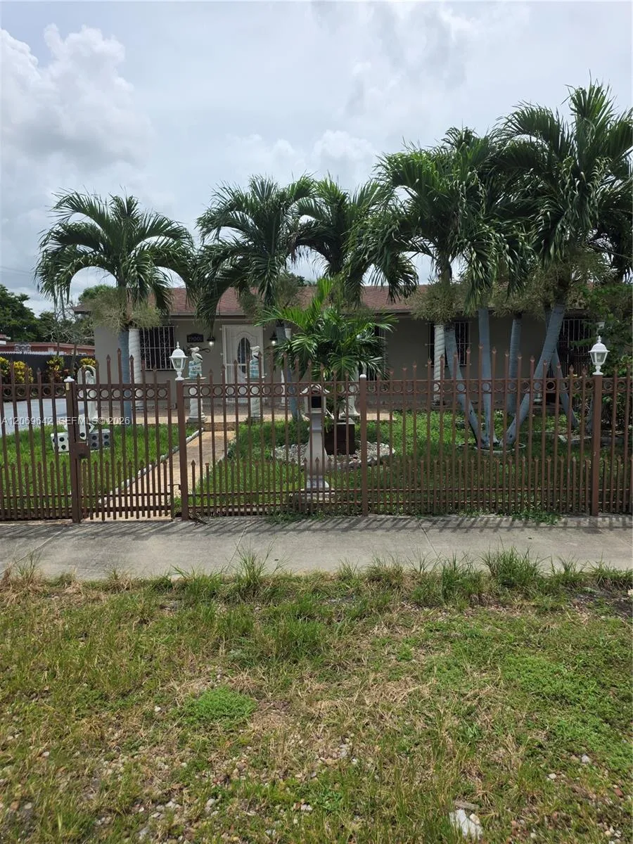 19001 NW 49th Ct Opa-Locka, FL 33055