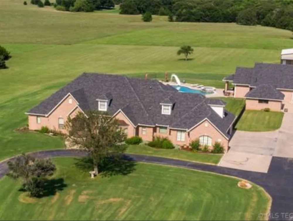 3234 Mount Washington Road Ardmore, OK 73401