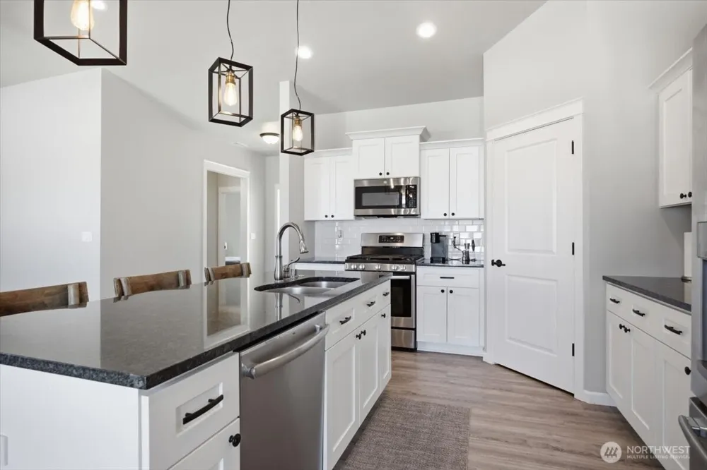 86 Ellie Ann Court Prosser, WA 99350