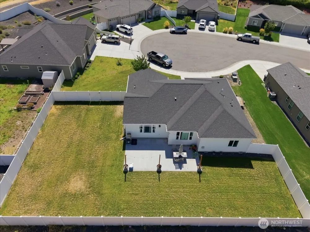 86 Ellie Ann Court Prosser, WA 99350
