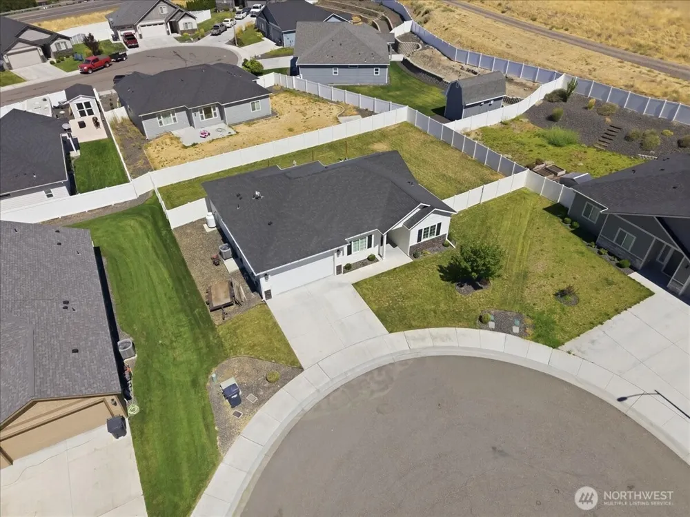 86 Ellie Ann Court Prosser, WA 99350
