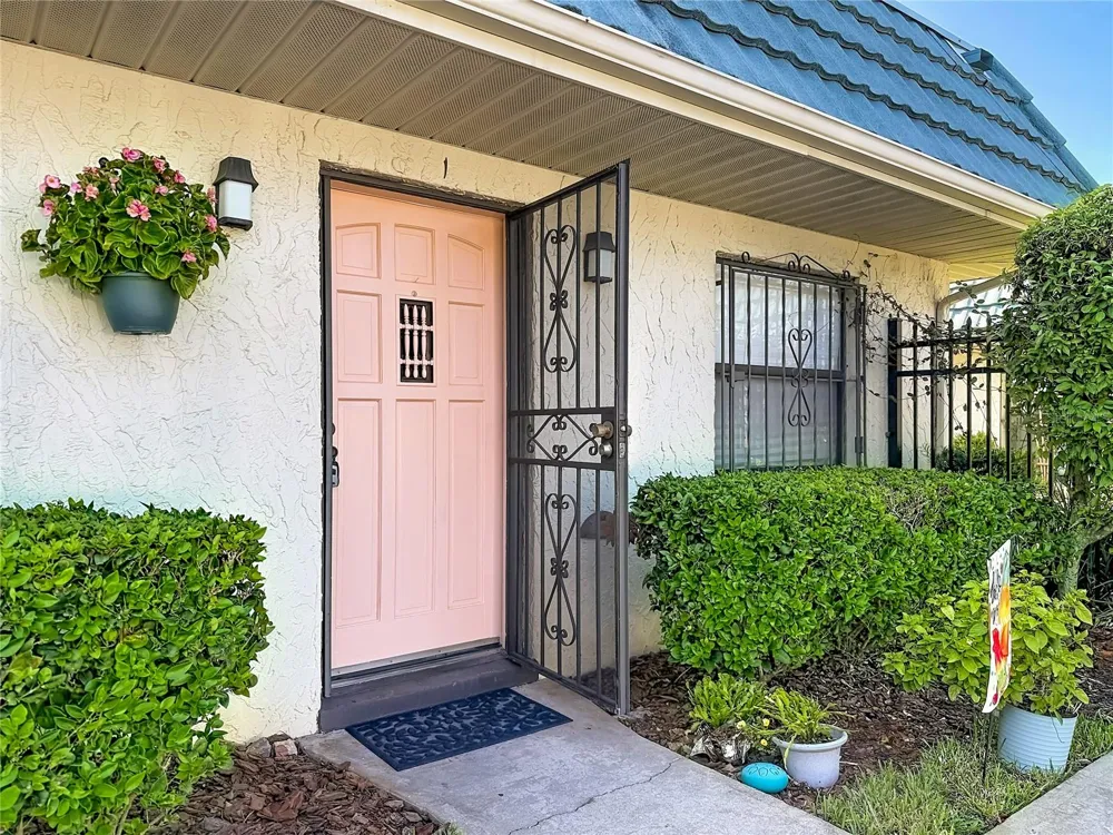 345 24TH STREET NW #1 Winter Haven, FL 33880