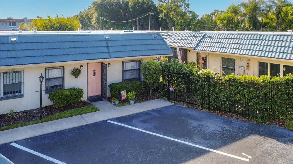 345 24TH STREET NW #1 Winter Haven, FL 33880