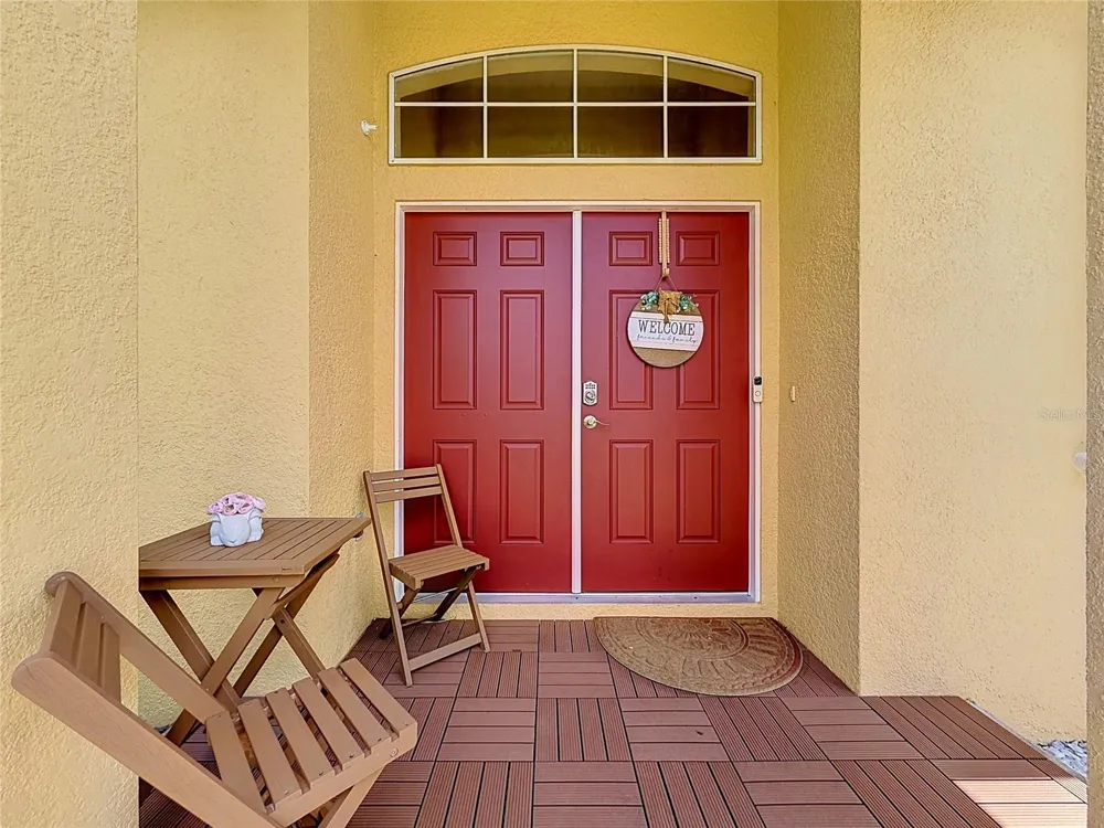 8230 WOODVINE CIRCLE Lakeland, FL 33810