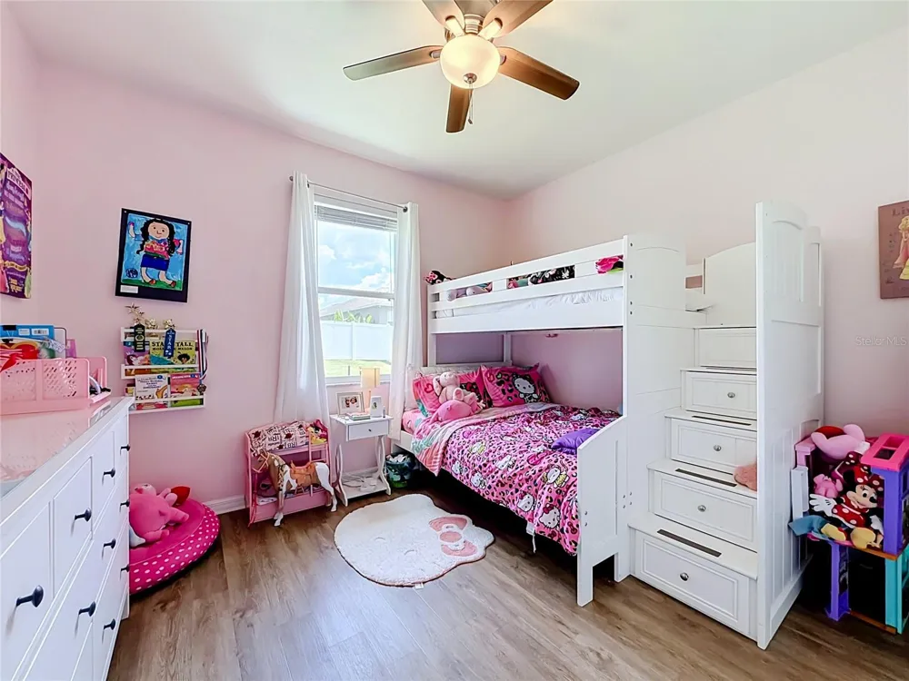 8230 WOODVINE CIRCLE Lakeland, FL 33810