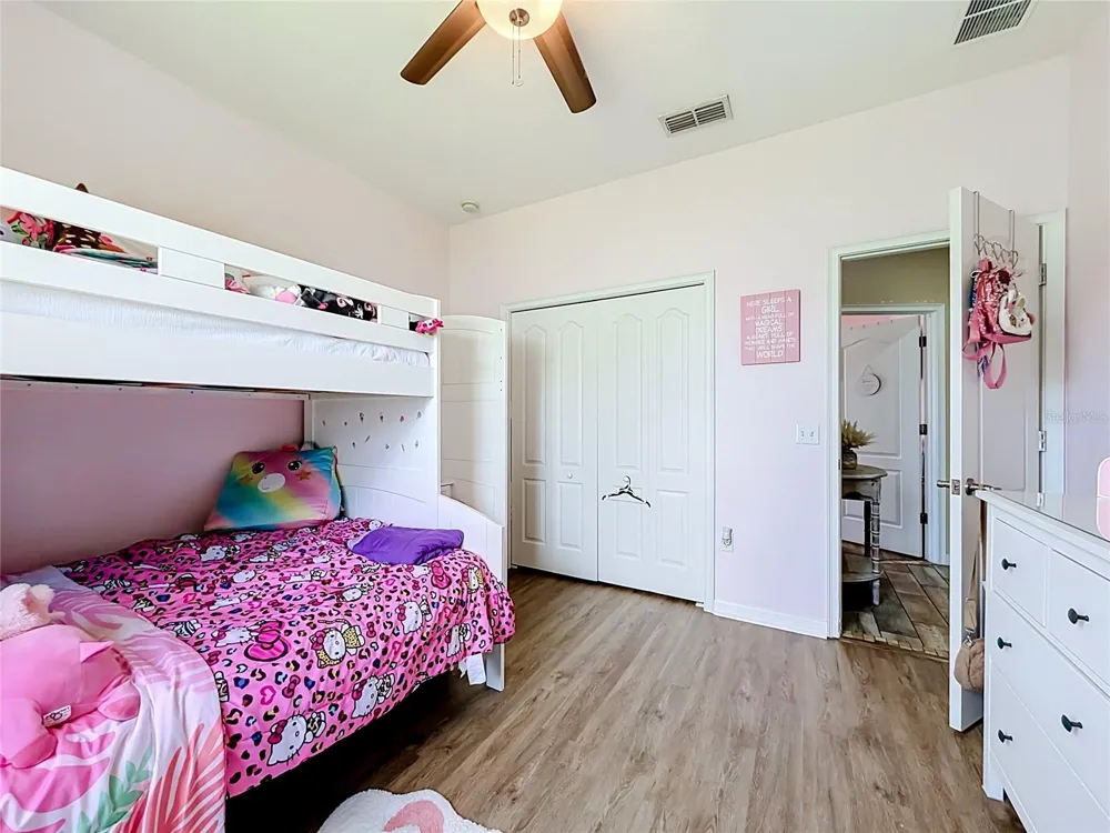 8230 WOODVINE CIRCLE Lakeland, FL 33810