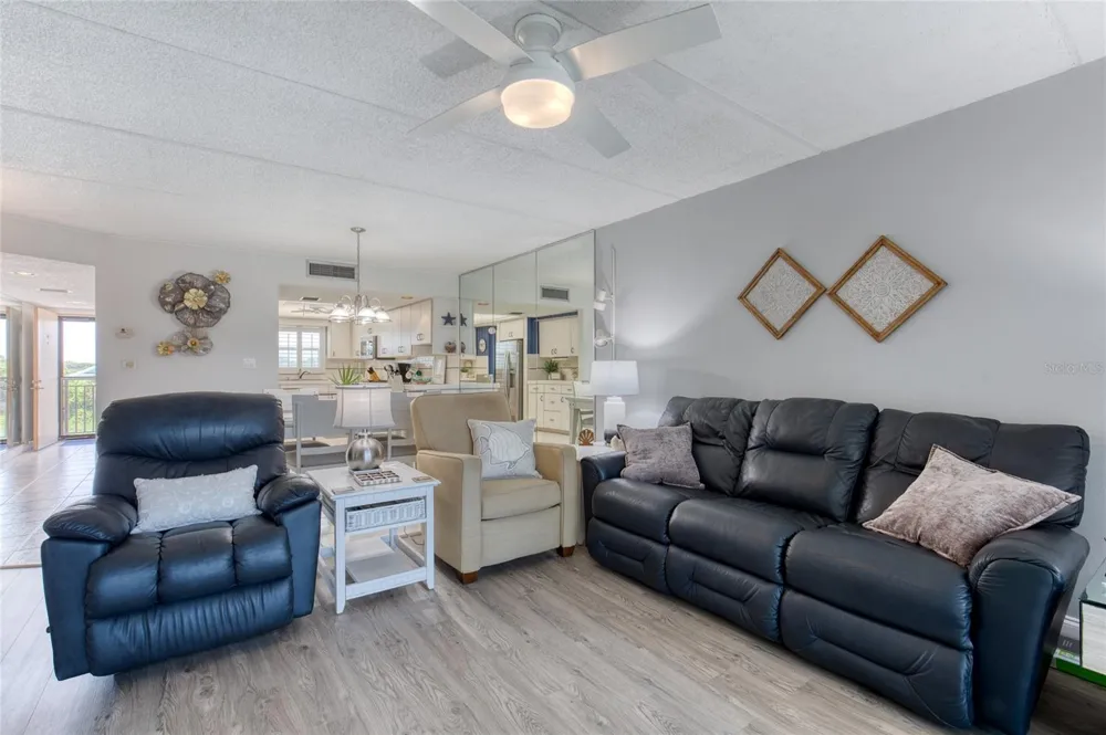2290 OCEAN SHORE BOULEVARD #2070 Ormond Beach, FL 32176
