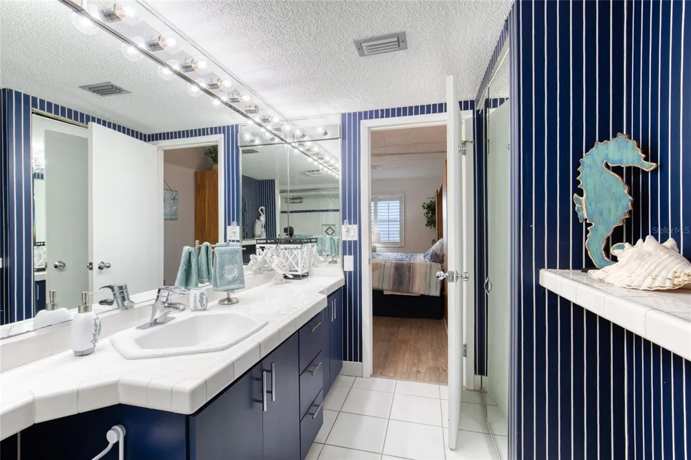 2290 OCEAN SHORE BOULEVARD #2070 Ormond Beach, FL 32176