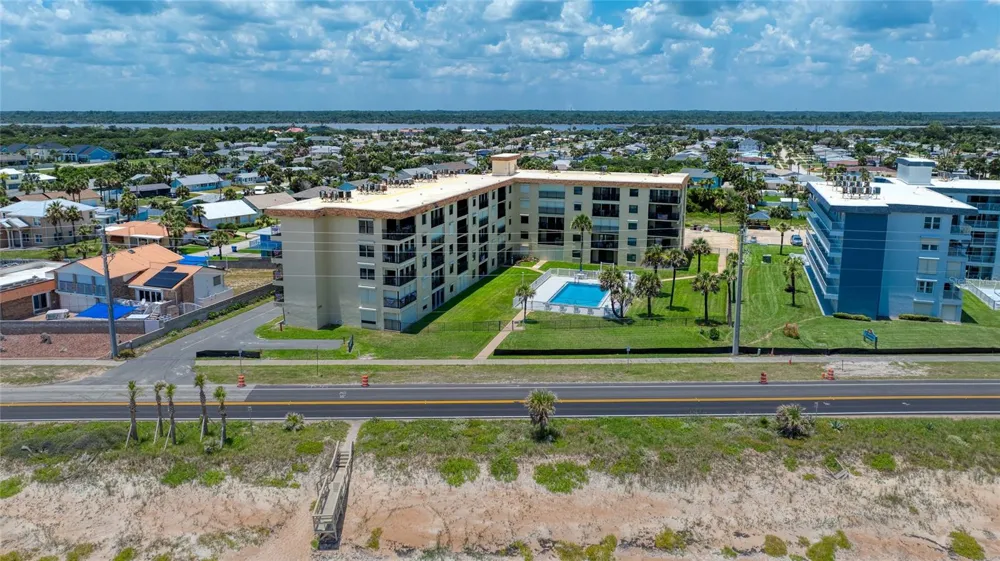 2290 OCEAN SHORE BOULEVARD #2070 Ormond Beach, FL 32176