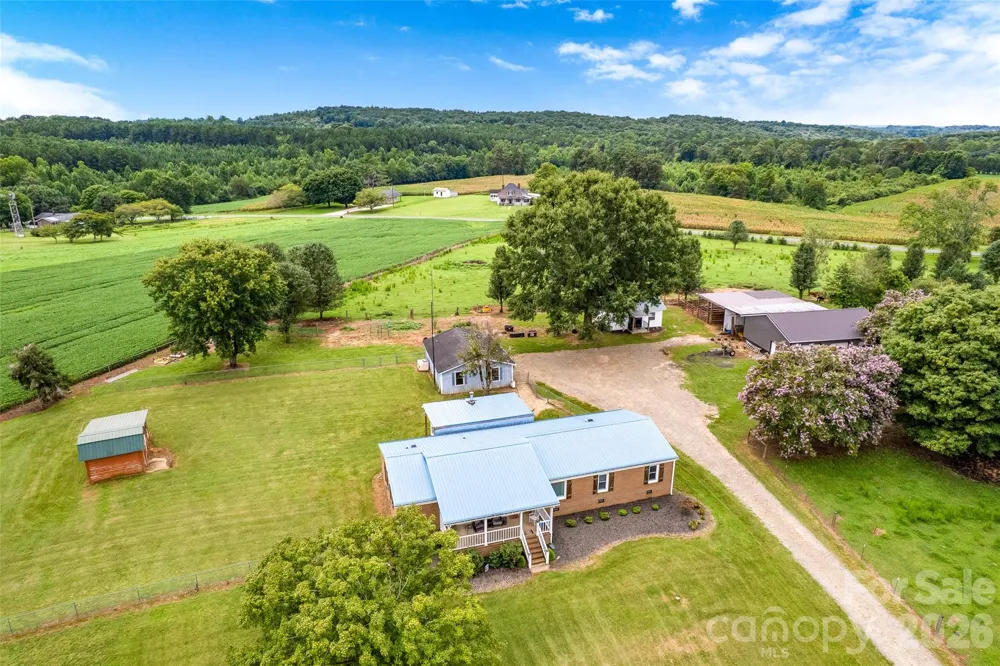433 Mock Mill Road Statesville, NC 28677