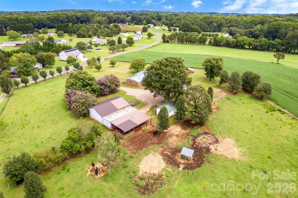 433 Mock Mill Road Statesville, NC 28677