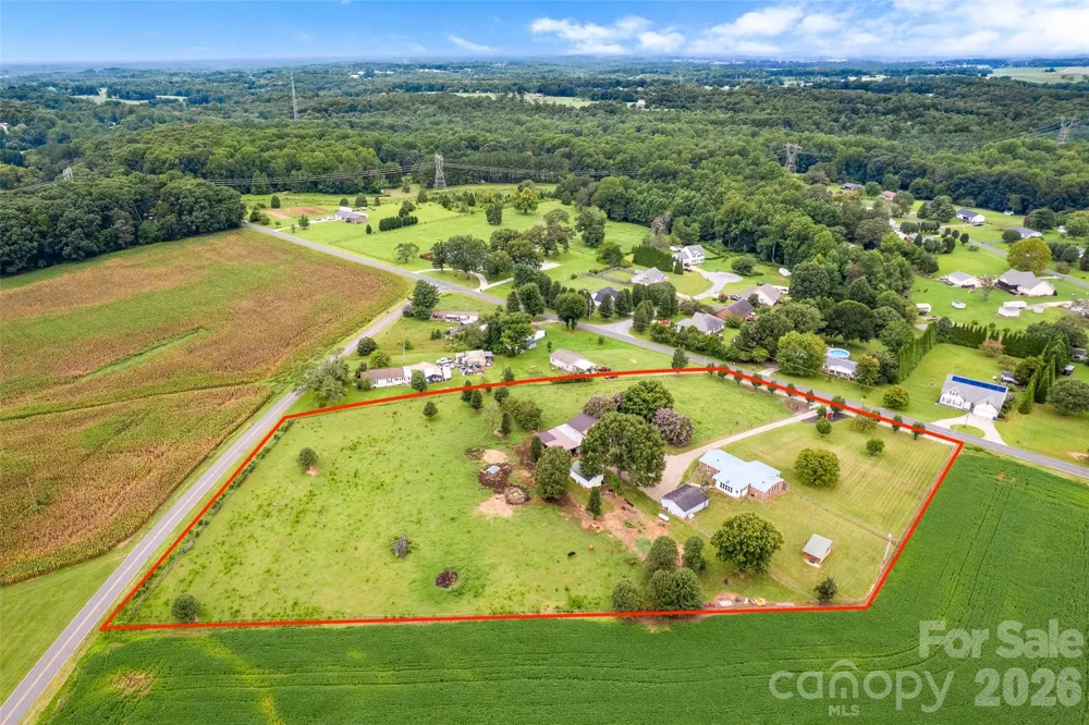 433 Mock Mill Road Statesville, NC 28677