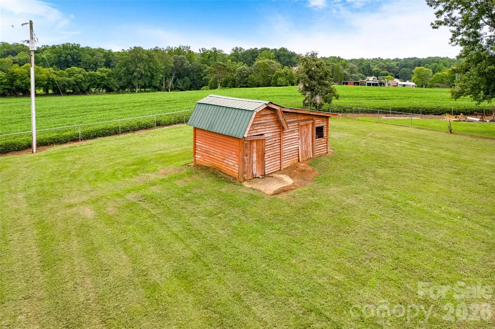 433 Mock Mill Road Statesville, NC 28677