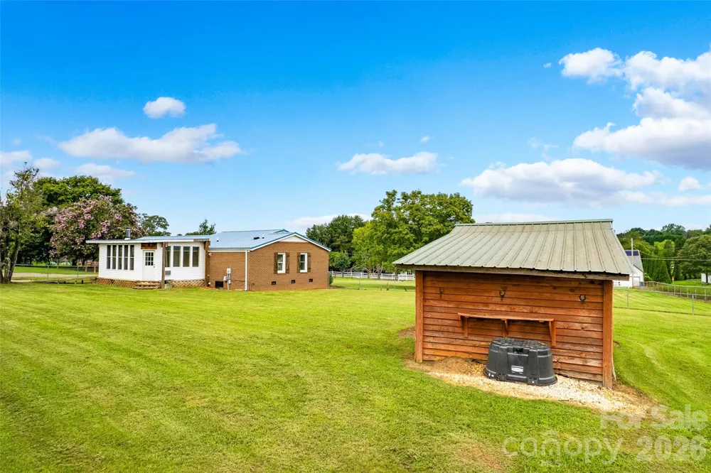433 Mock Mill Road Statesville, NC 28677