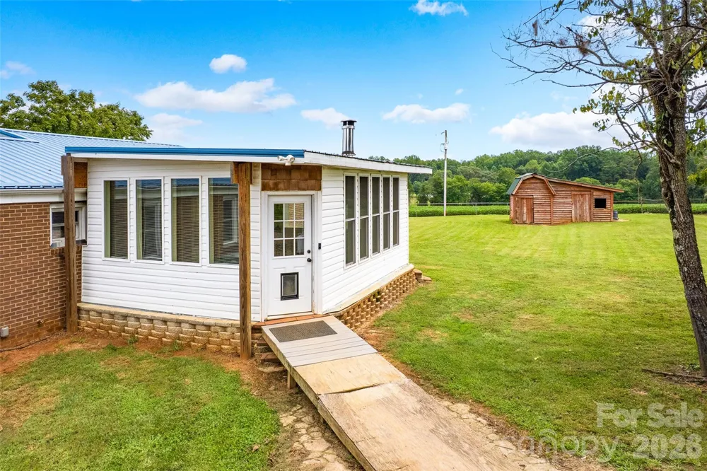 433 Mock Mill Road Statesville, NC 28677
