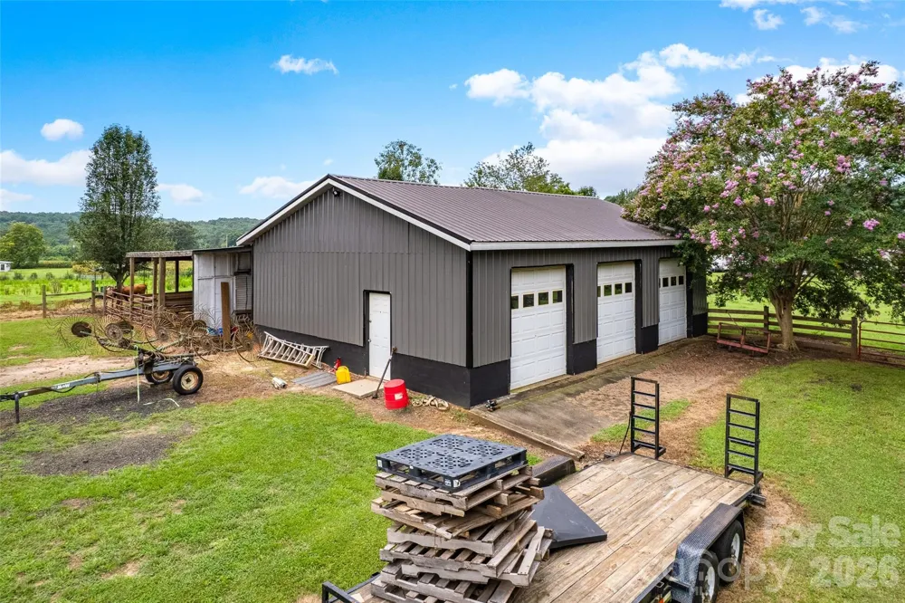 433 Mock Mill Road Statesville, NC 28677