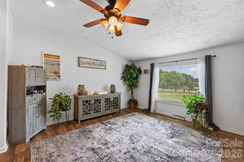 433 Mock Mill Road Statesville, NC 28677