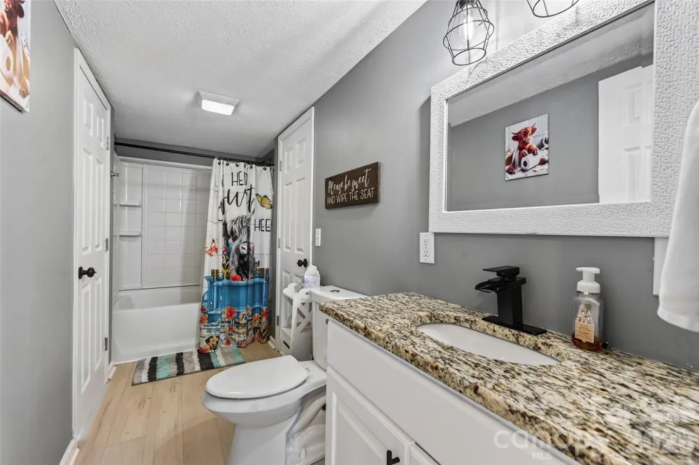 433 Mock Mill Road Statesville, NC 28677