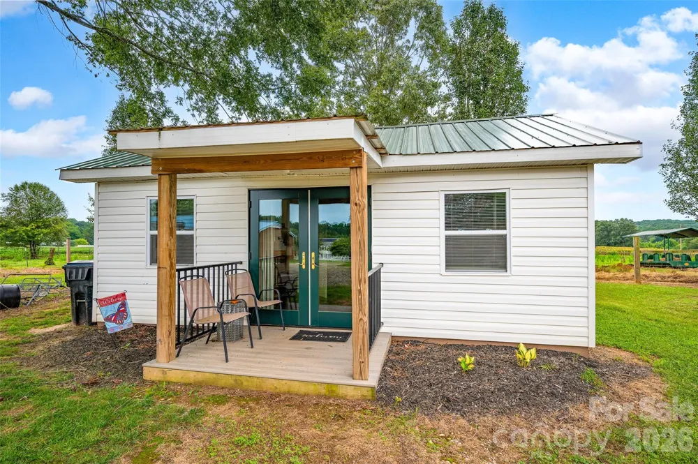 433 Mock Mill Road Statesville, NC 28677