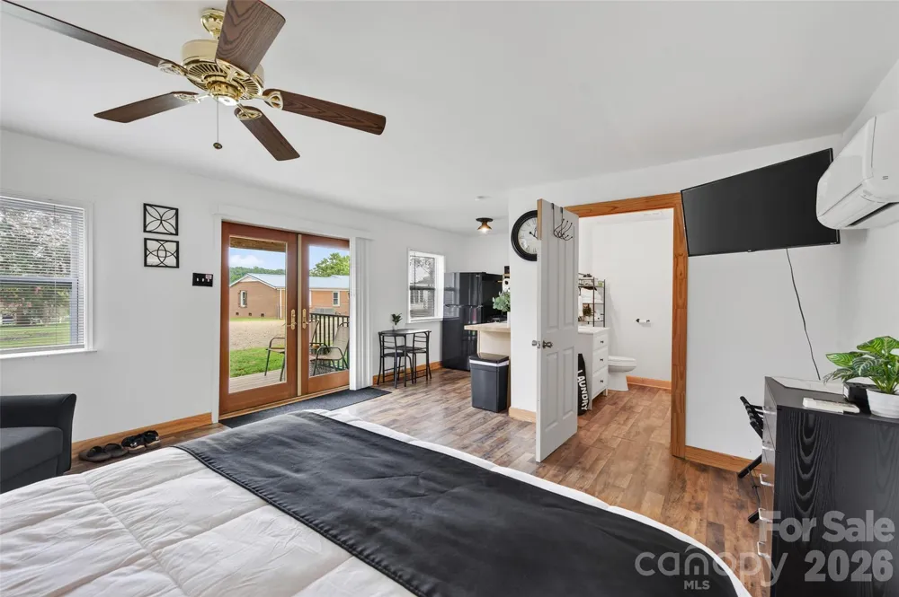 433 Mock Mill Road Statesville, NC 28677