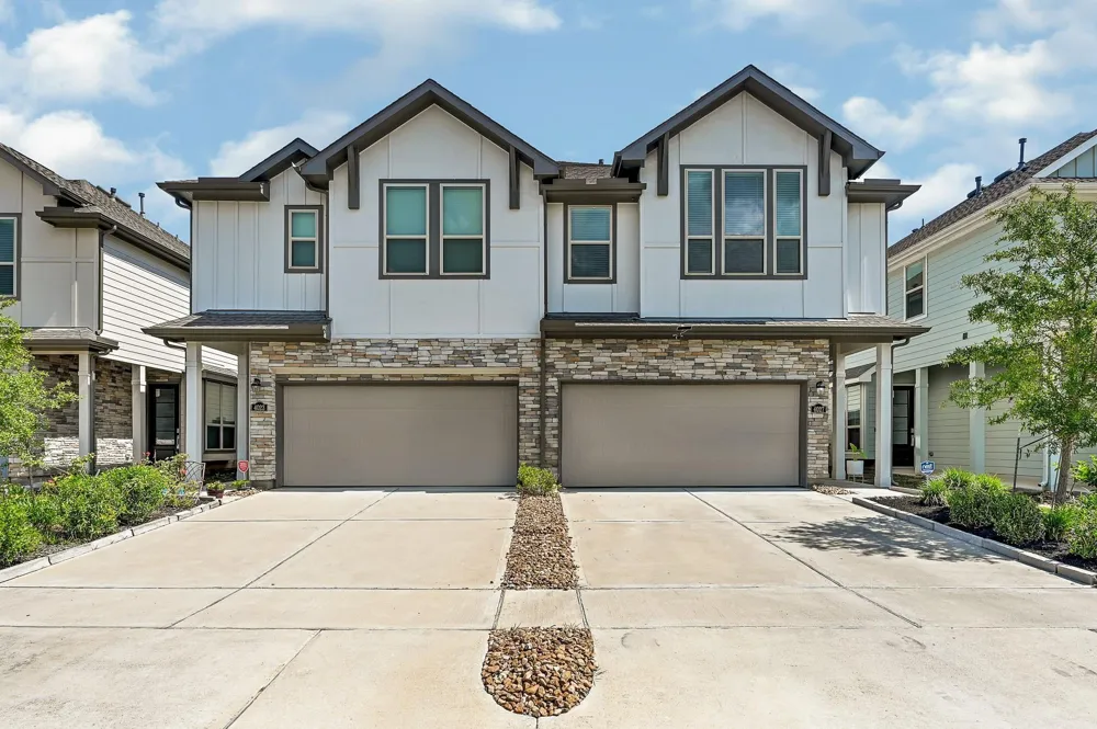 4027 Balboa Drive Iowa Colony, TX 77583