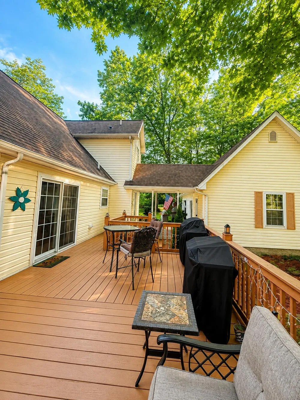 9592 Fawn Lake Drive Canadian Lakes, MI 49346