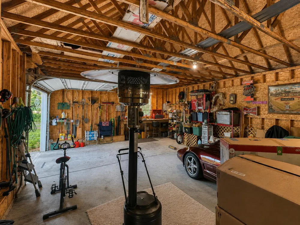 9592 Fawn Lake Drive Canadian Lakes, MI 49346