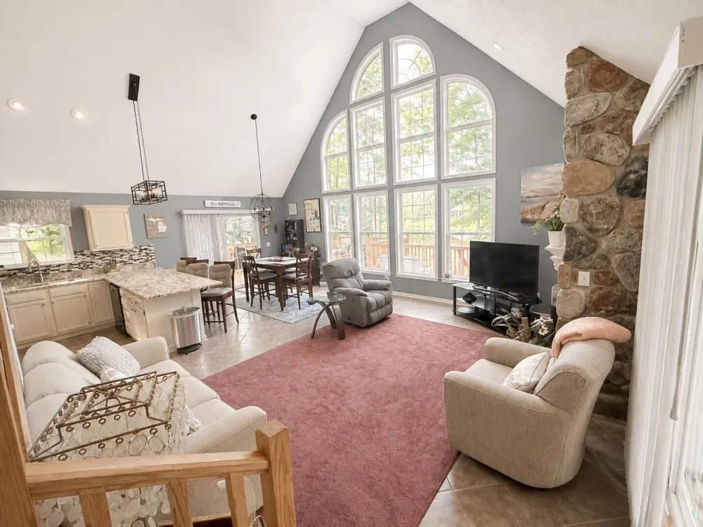 9592 Fawn Lake Drive Canadian Lakes, MI 49346