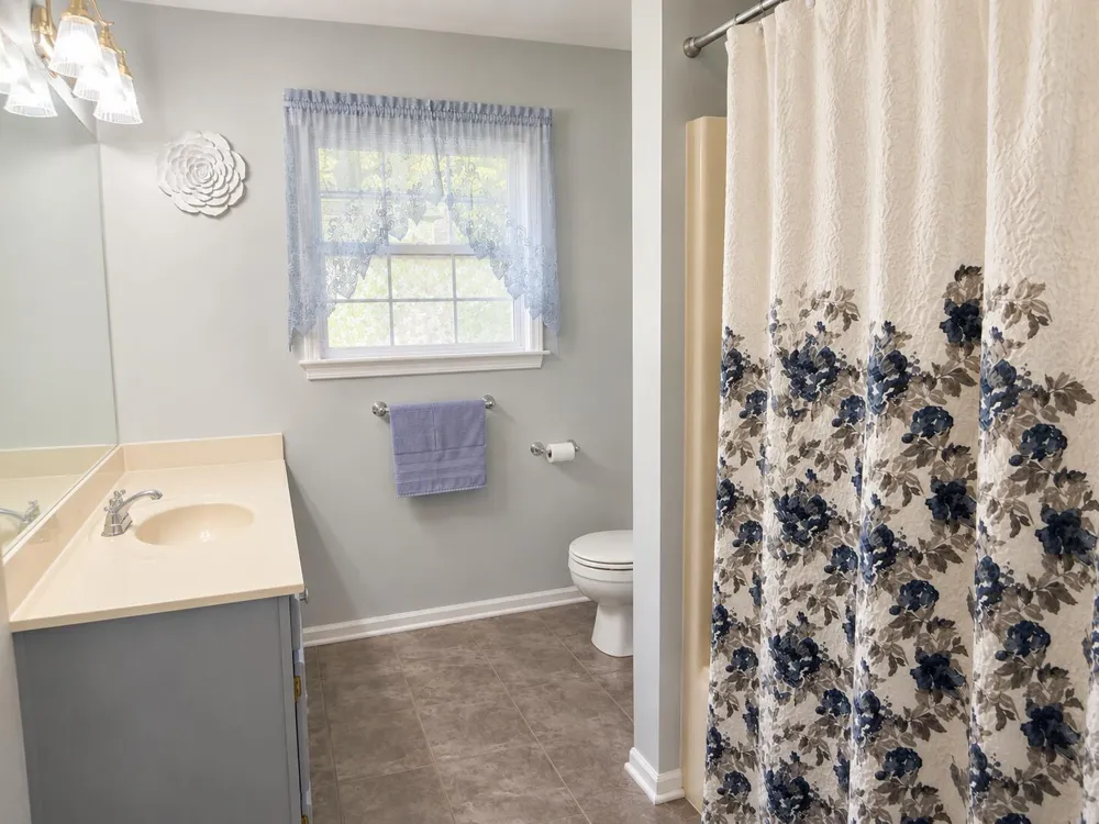 9592 Fawn Lake Drive Canadian Lakes, MI 49346