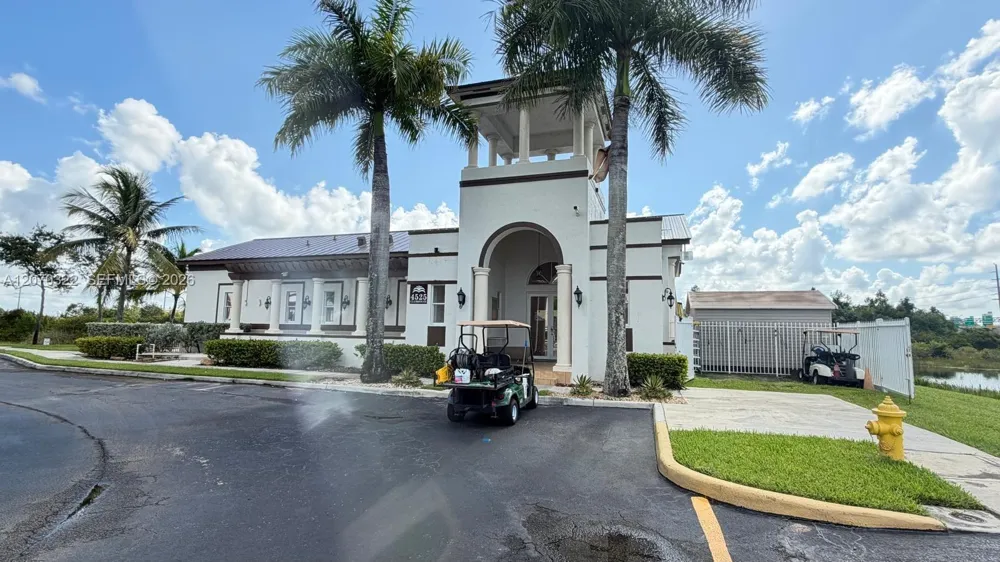 4435 SW 160th Ave #210 Miramar, FL 33027