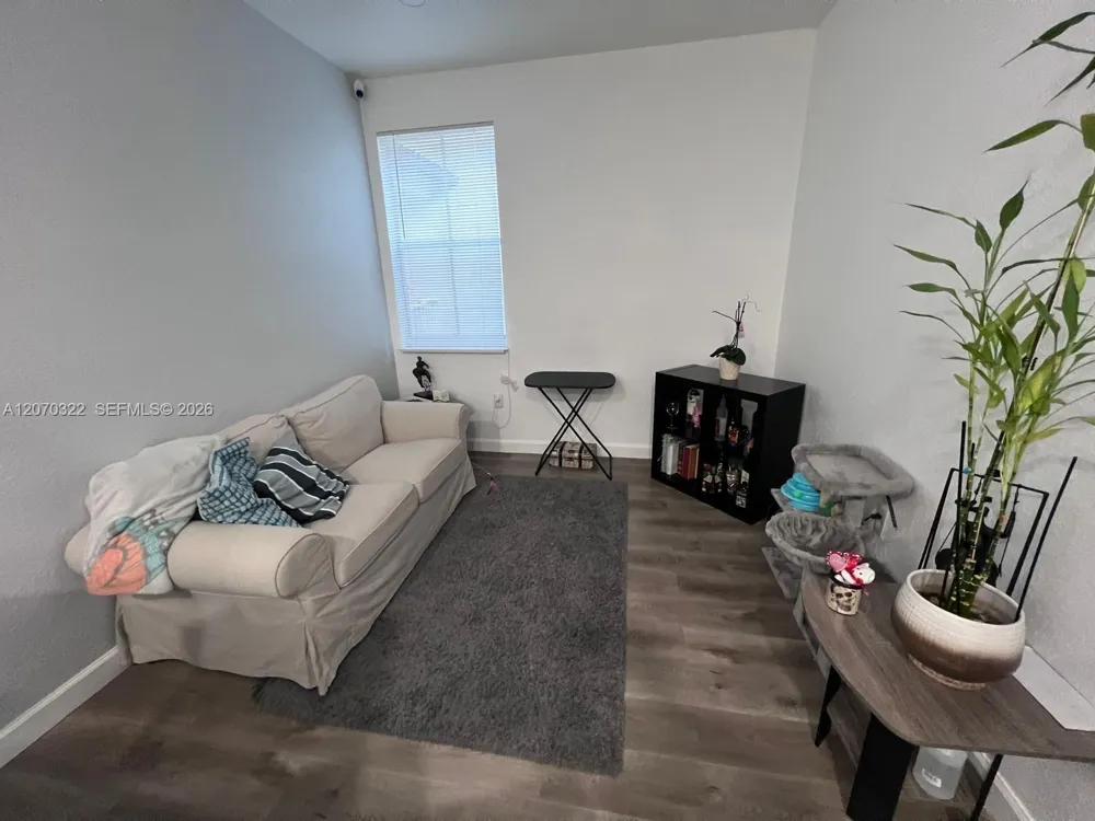 4435 SW 160th Ave #210 Miramar, FL 33027