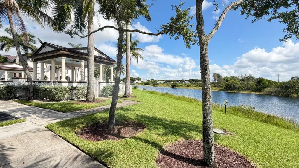 4435 SW 160th Ave #210 Miramar, FL 33027