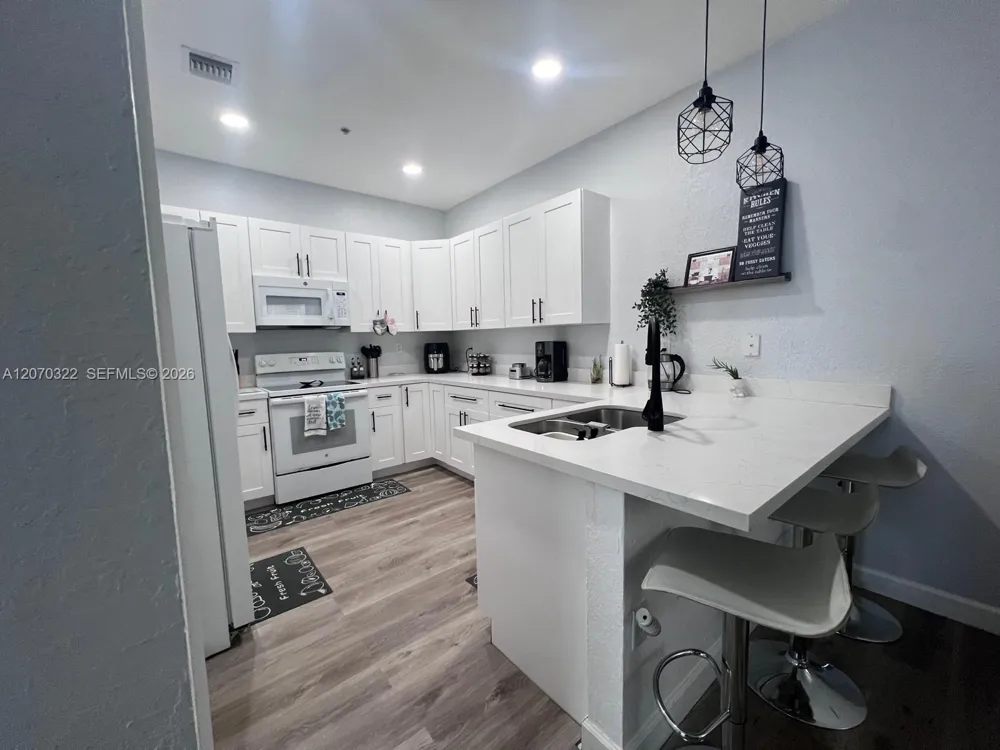 4435 SW 160th Ave #210 Miramar, FL 33027