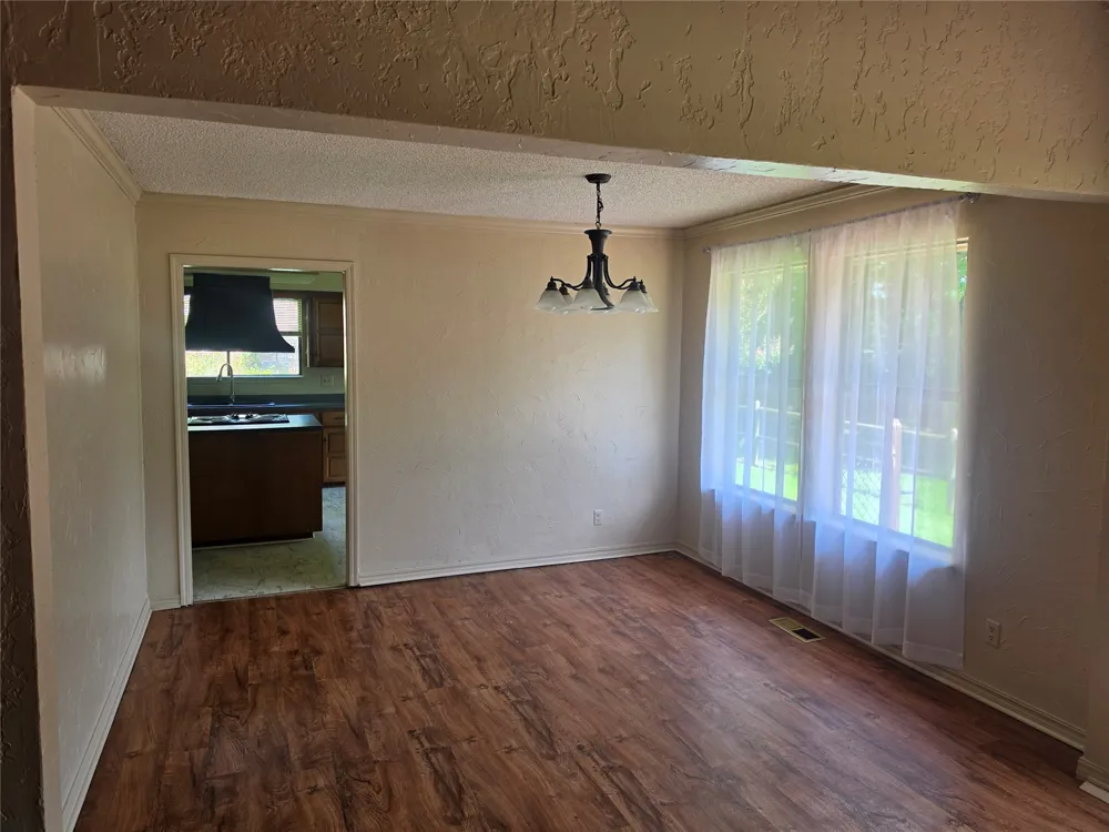 208 W 118th Street S Jenks, OK 74037