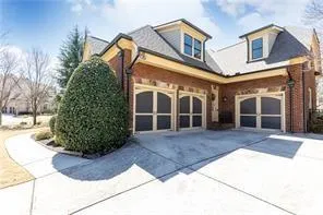 5352 Lacosta Lane Johns Creek, GA 30022