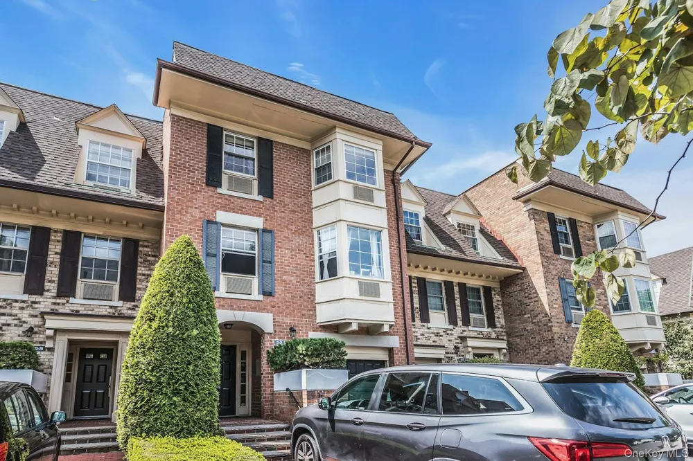 13-24 208th Place #167-U Bayside, NY 11360