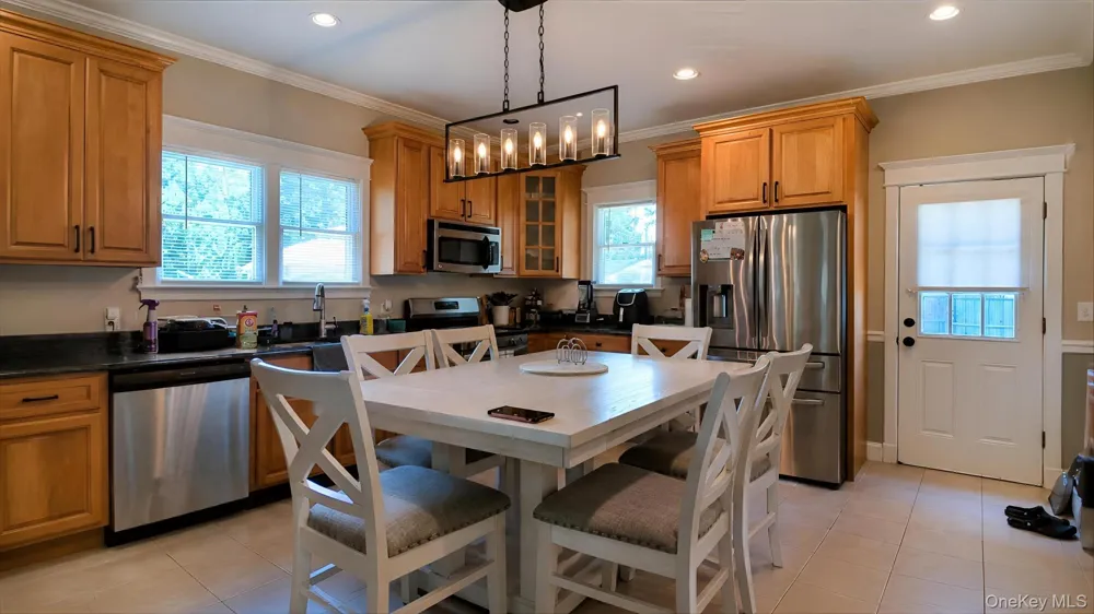 268 Beaver Drive Mastic Beach, NY 11951