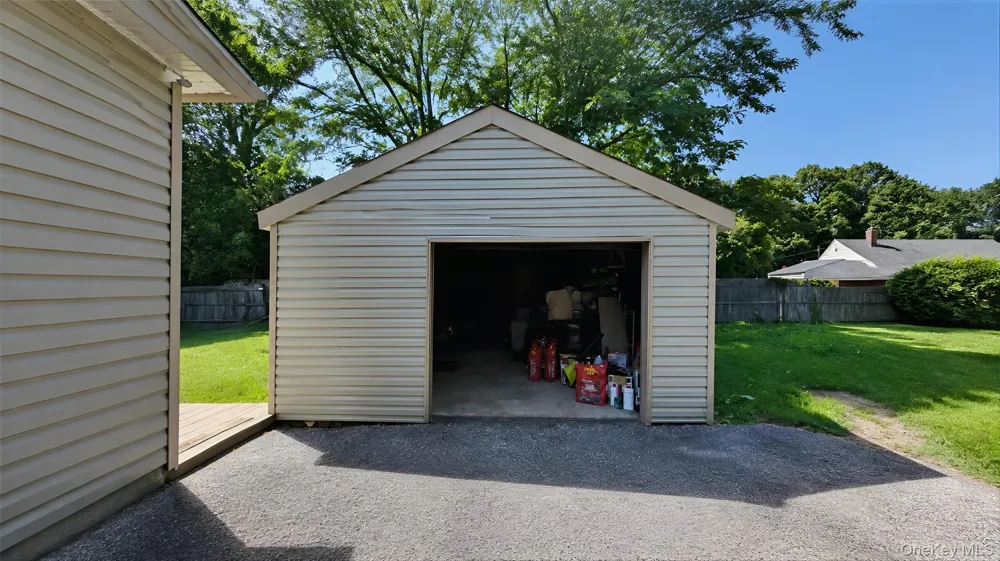 268 Beaver Drive Mastic Beach, NY 11951