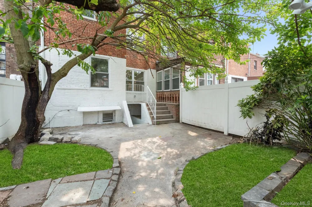 13018 227th Street Laurelton, NY 11413