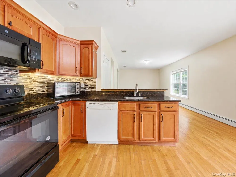 977 Mt Hope Road Middletown, NY 10940