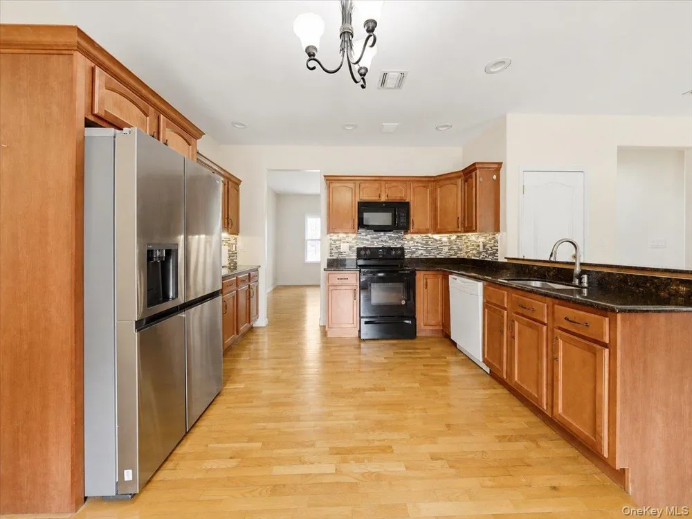 977 Mt Hope Road Middletown, NY 10940