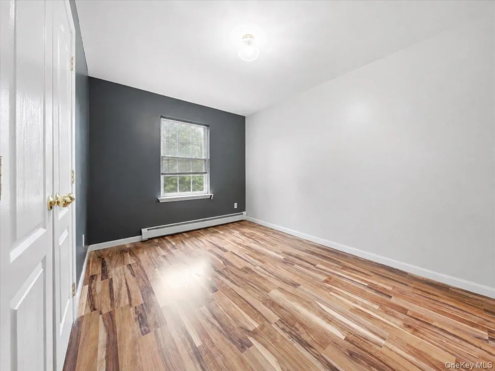 977 Mt Hope Road Middletown, NY 10940