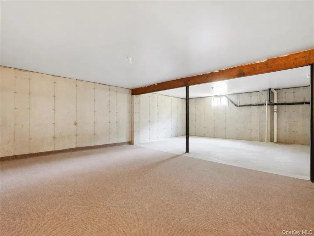 977 Mt Hope Road Middletown, NY 10940