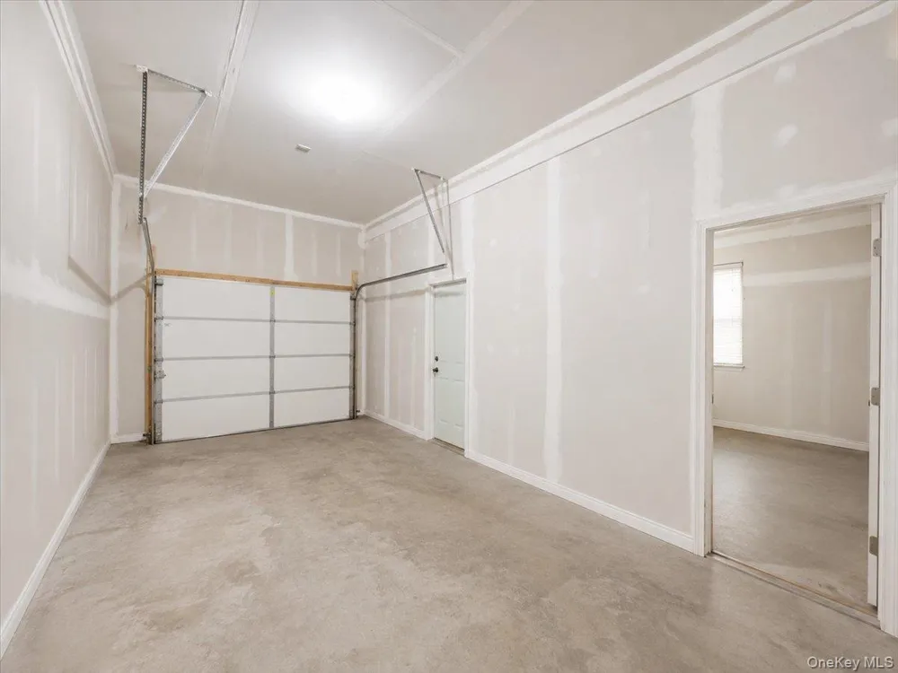 977 Mt Hope Road Middletown, NY 10940
