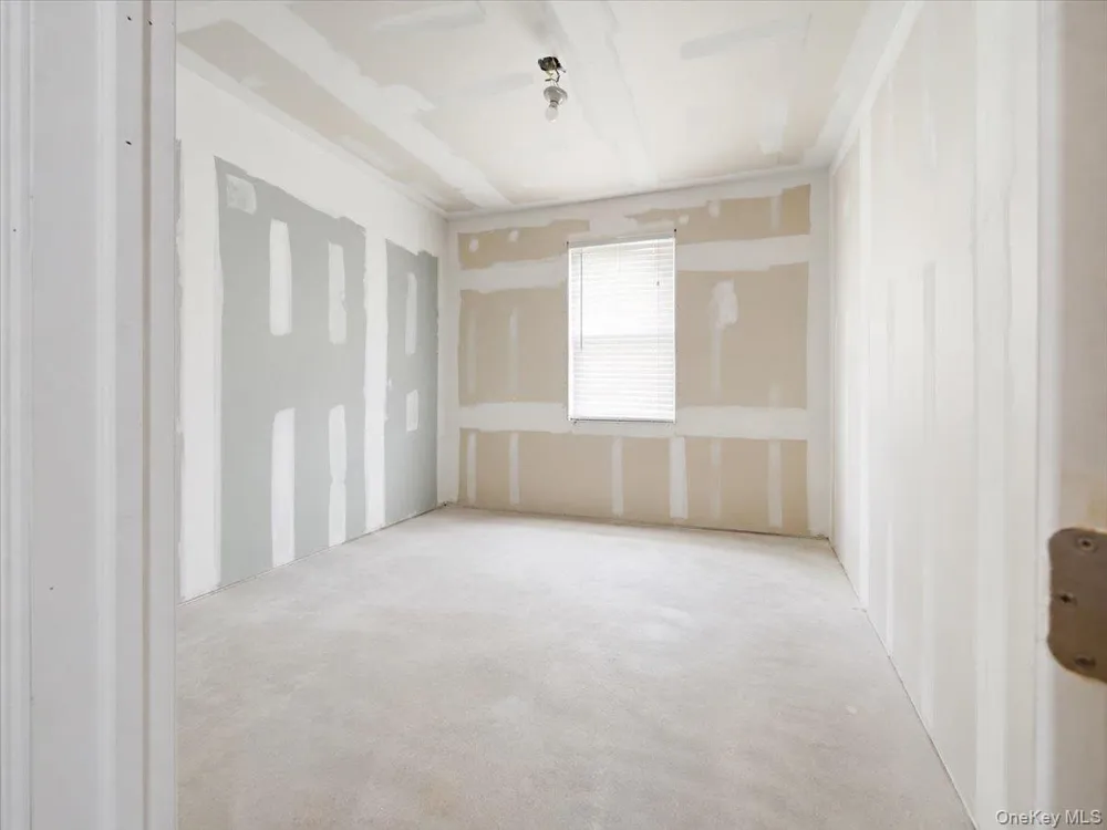 977 Mt Hope Road Middletown, NY 10940
