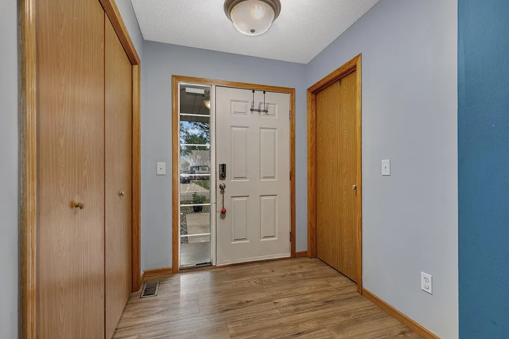 405 12th Avenue NW Isanti, MN 55040