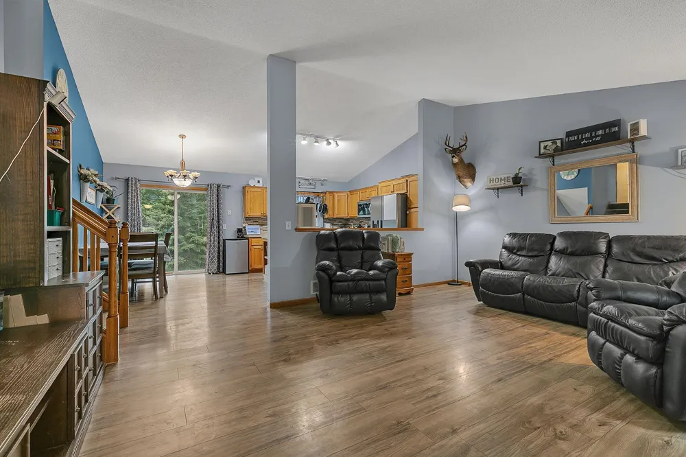 405 12th Avenue NW Isanti, MN 55040
